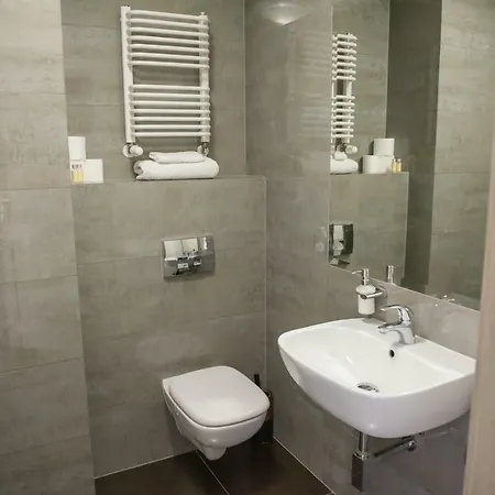 Apartament Faust *
