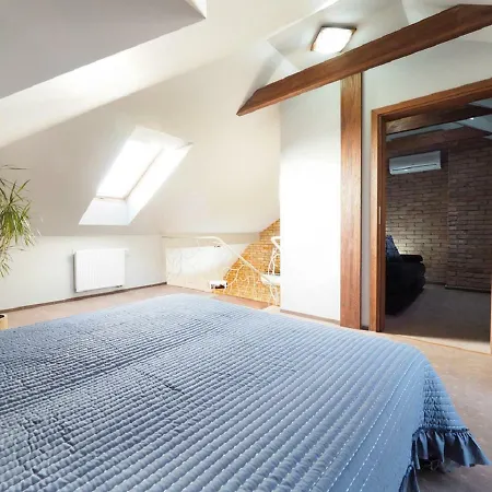 公寓 Faust 厄尔科